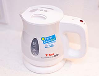 写真：電気ケトル